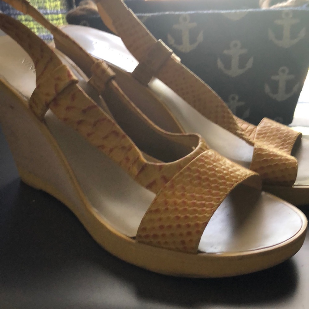 Nine West yellow sandals wedges
